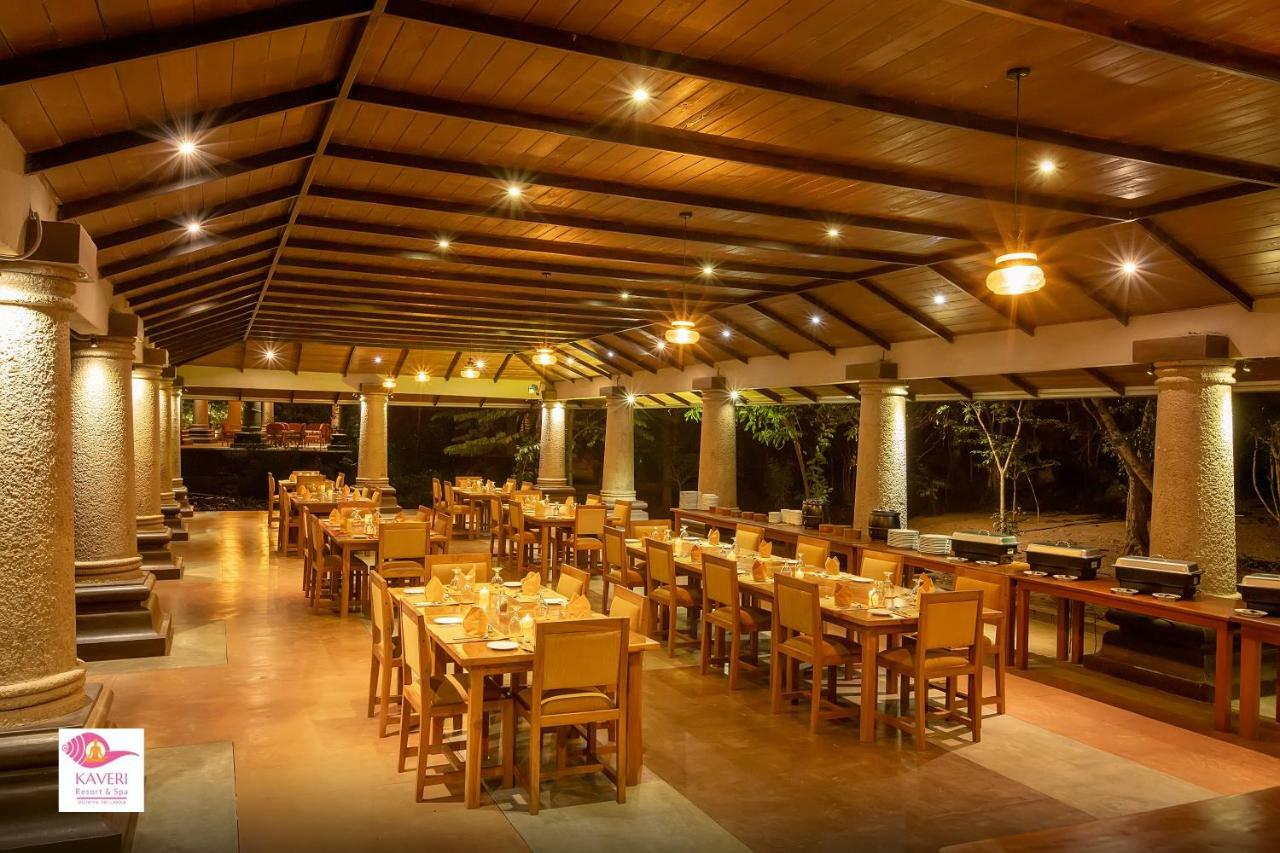 Kaveri Resort Сигирия Екстериор снимка